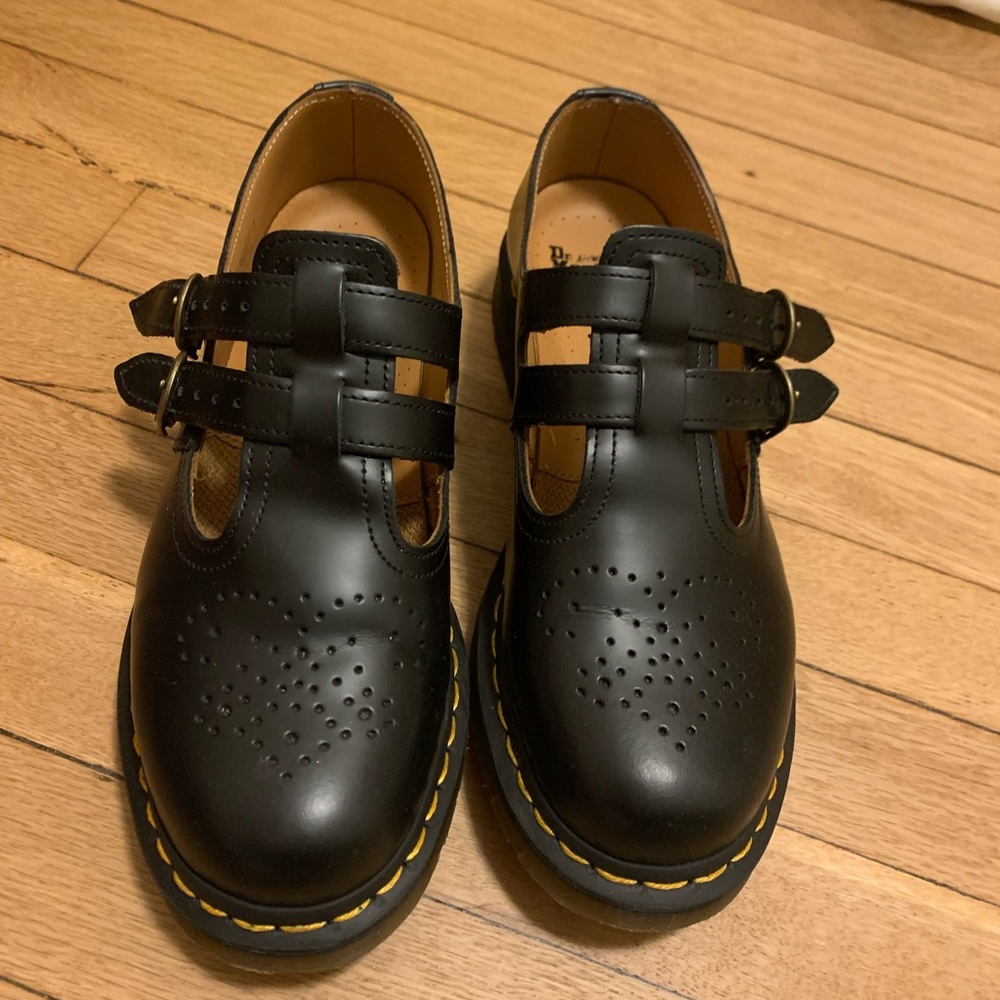 Dr. Martens 8065 Smooth Leather Mary Janes